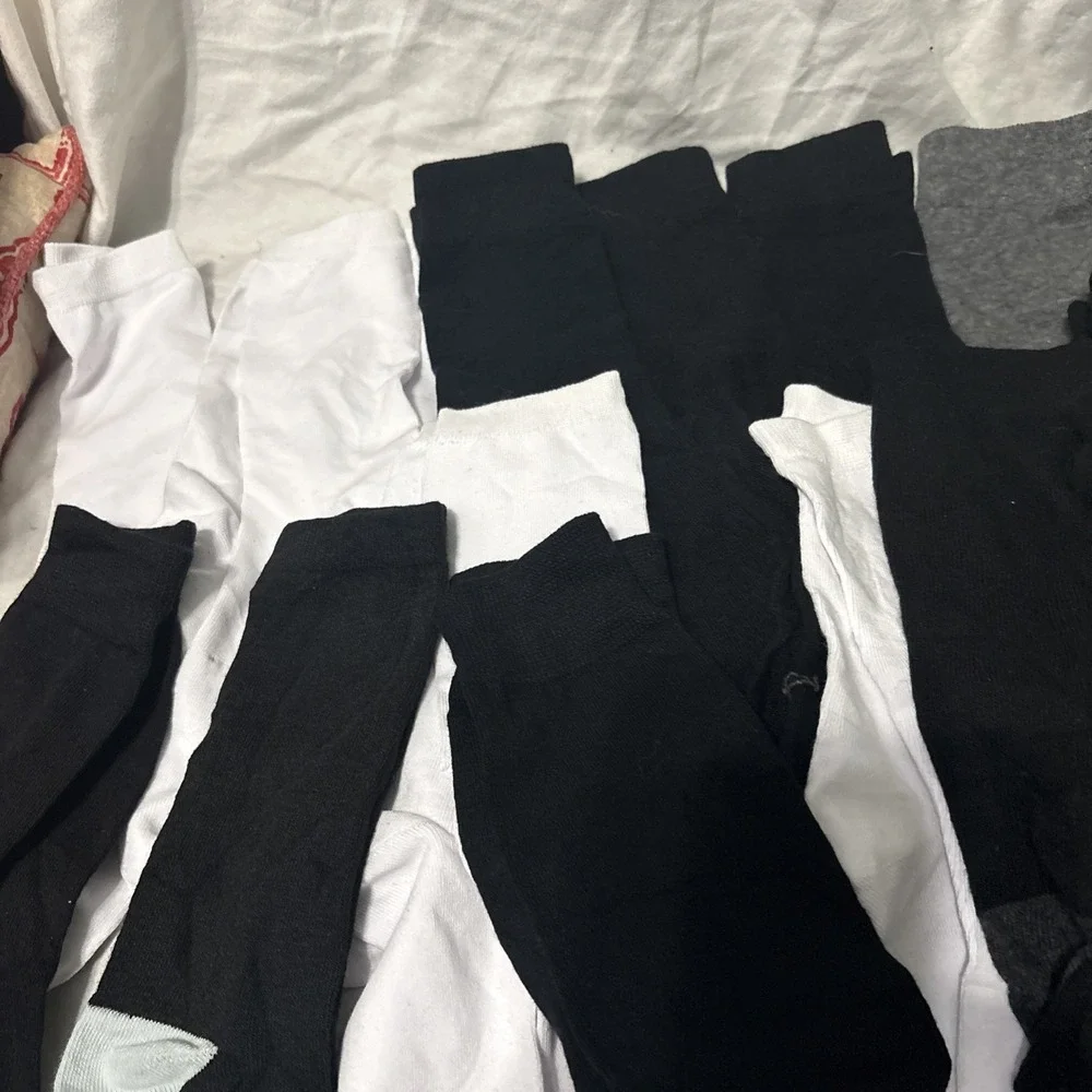 Lot Of‎ 20 Tall Unisex Unbranded Socks Black White Grey New